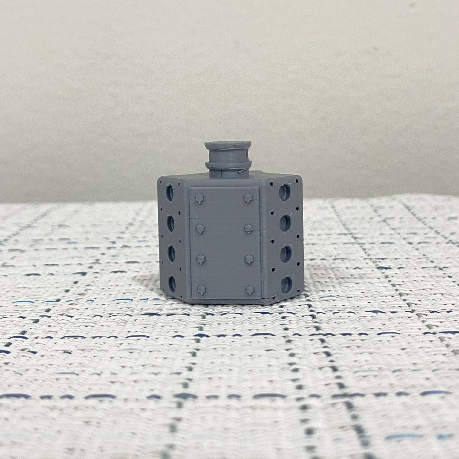 Mini V8 Engine